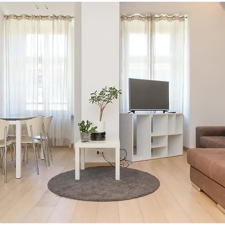 아파트 Casa San Carlo Nel Cuore Di *